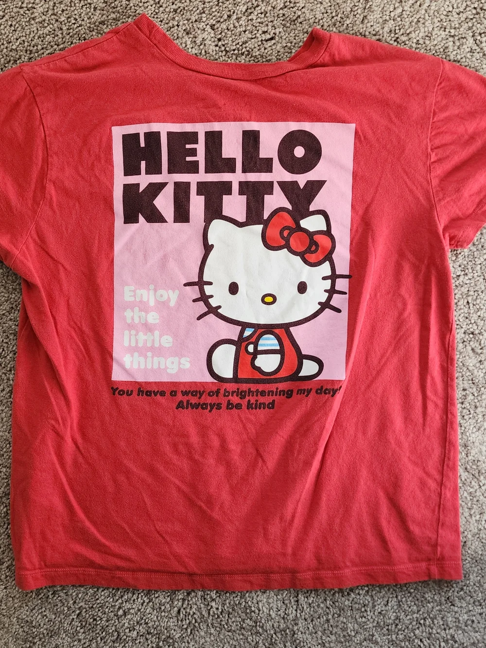 Hello Kitty Tee - Picture 10 of 12